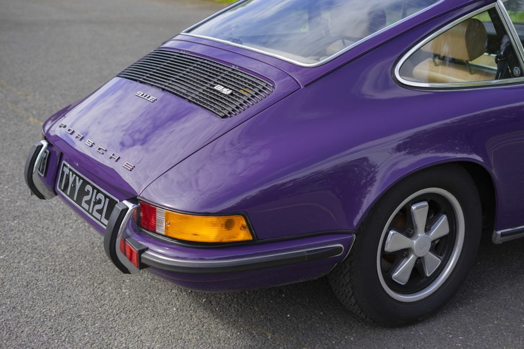 PORSCHE_911_2.4E_PURPLE_14