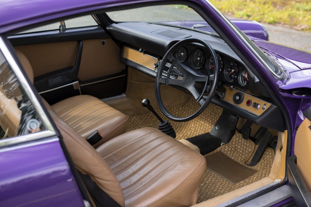 PORSCHE_911_2.4E_PURPLE_16