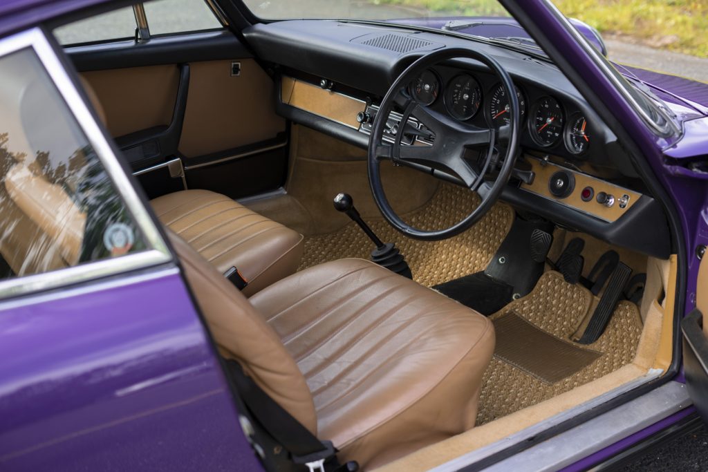 PORSCHE_911_2.4E_PURPLE_17
