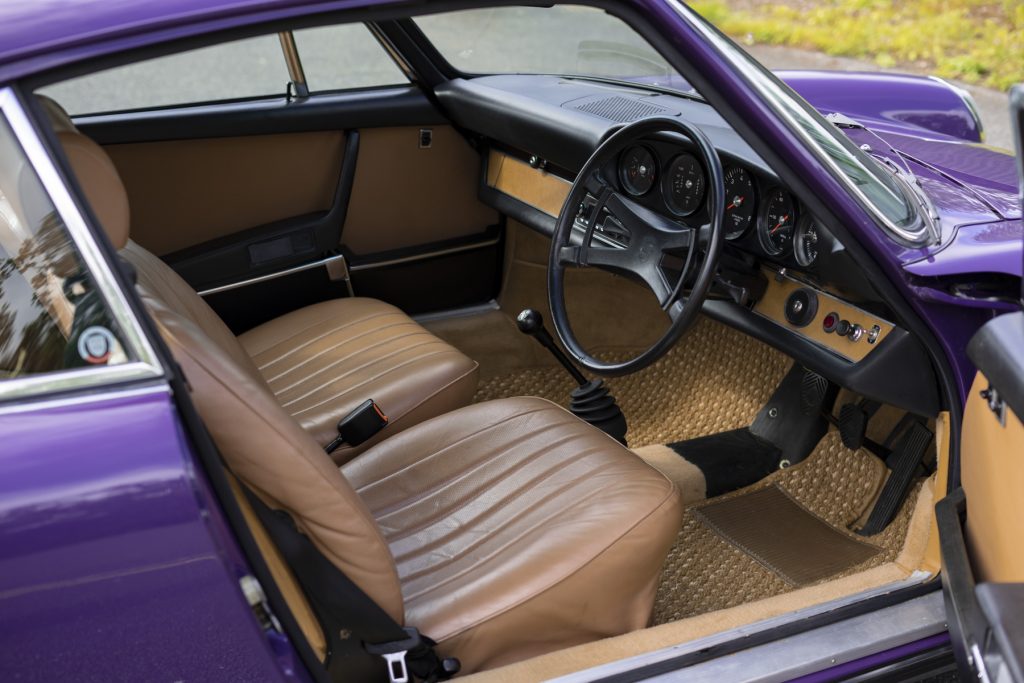 PORSCHE_911_2.4E_PURPLE_18