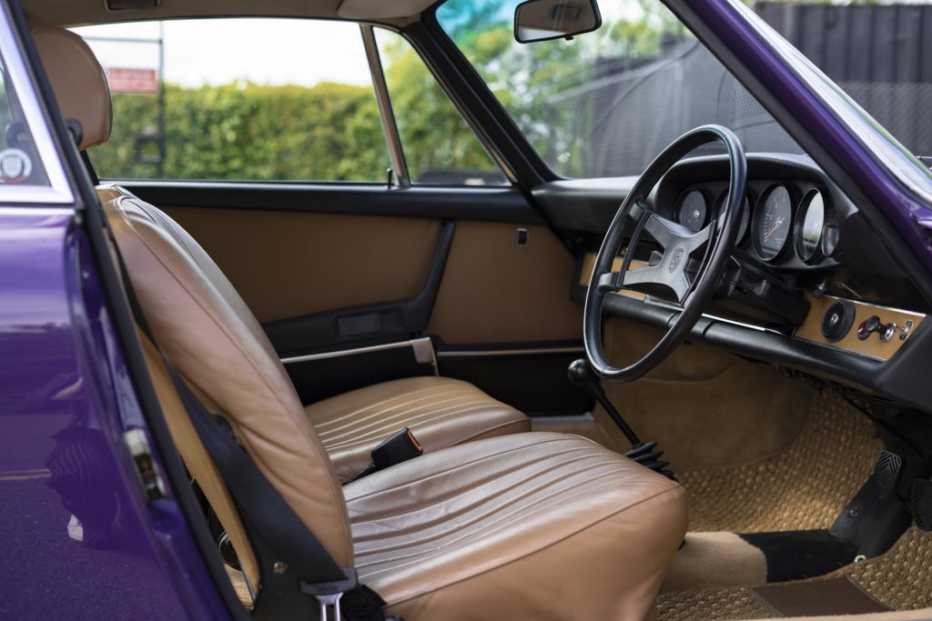 PORSCHE_911_2.4E_PURPLE_19