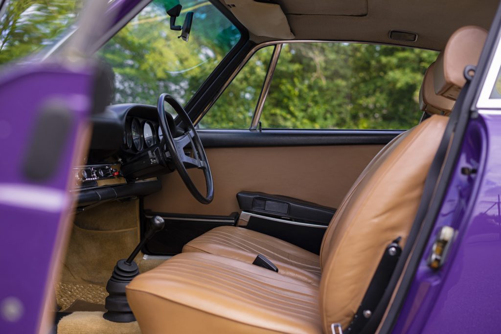 PORSCHE_911_2.4E_PURPLE_27