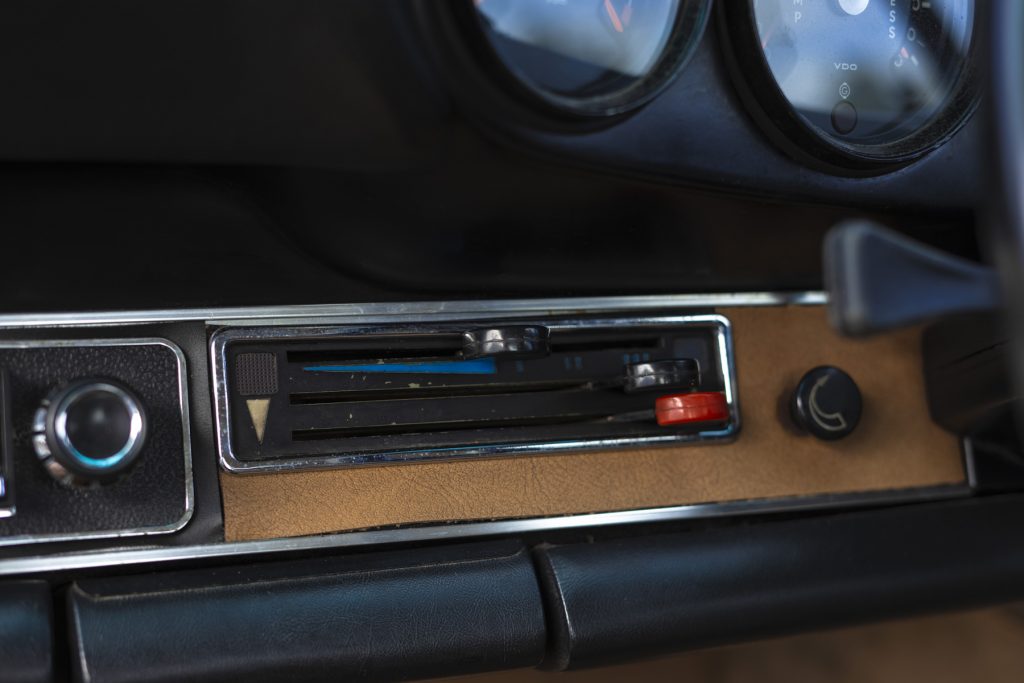 PORSCHE_911_2.4E_PURPLE_30