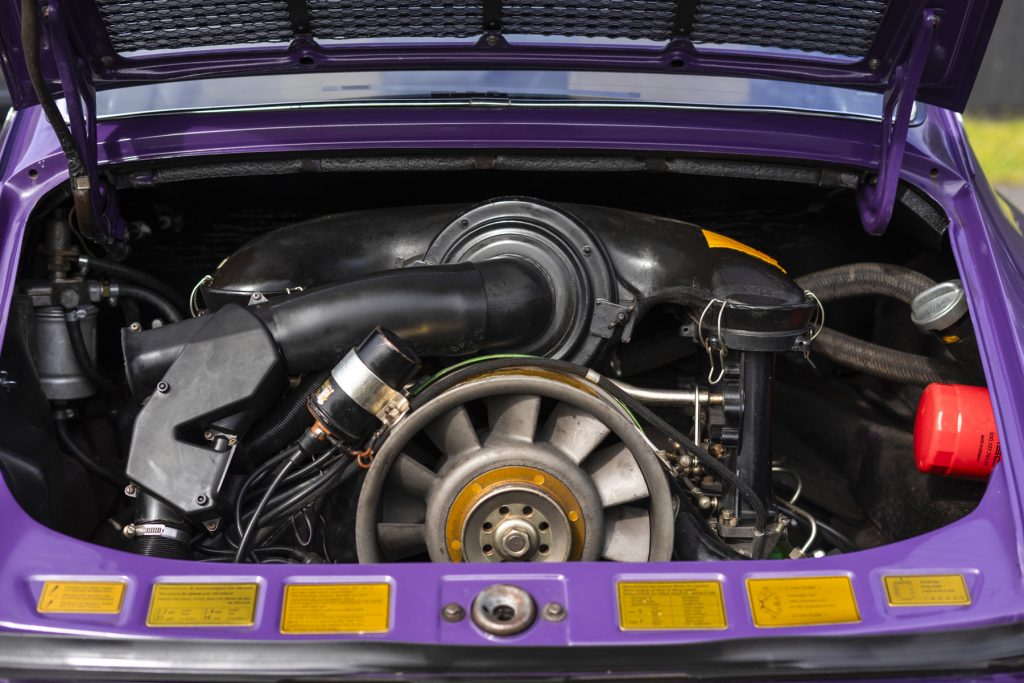 PORSCHE_911_2.4E_PURPLE_35