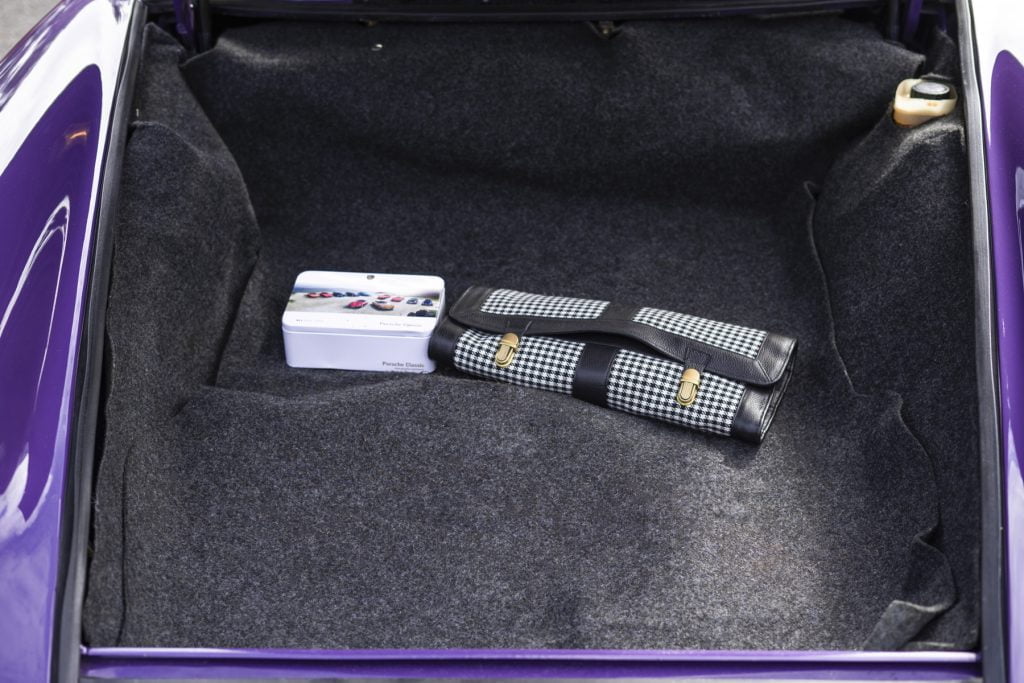 PORSCHE_911_2.4E_PURPLE_37