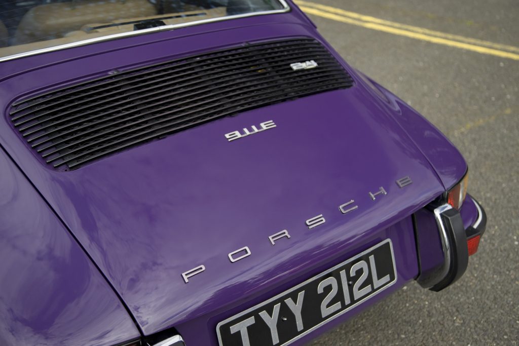 PORSCHE_911_2.4E_PURPLE_4