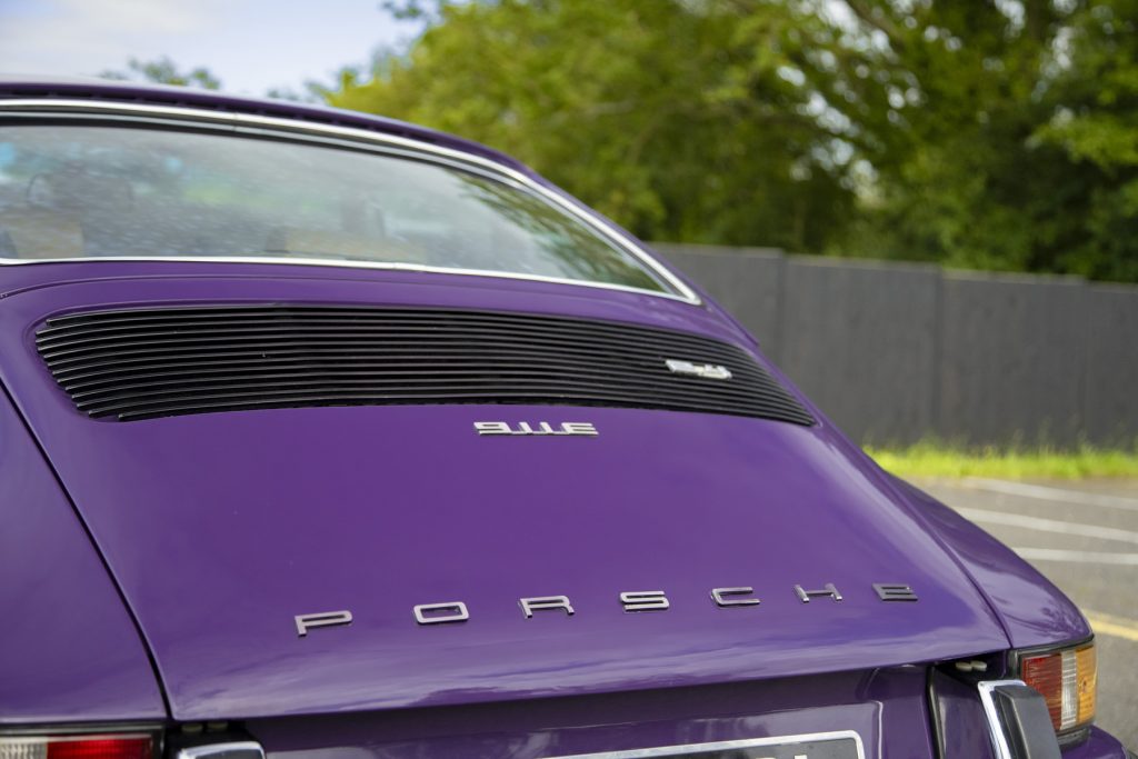 PORSCHE_911_2.4E_PURPLE_5