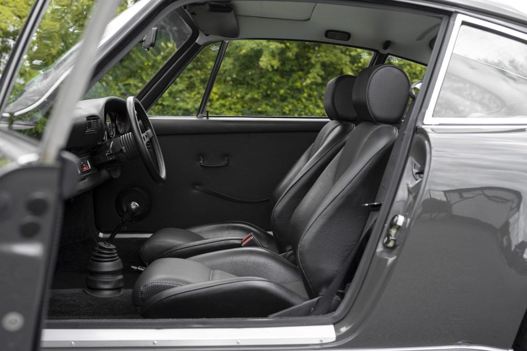 PORSCHE_PS_CLASSIC_TOURING_1.5_GREY_10