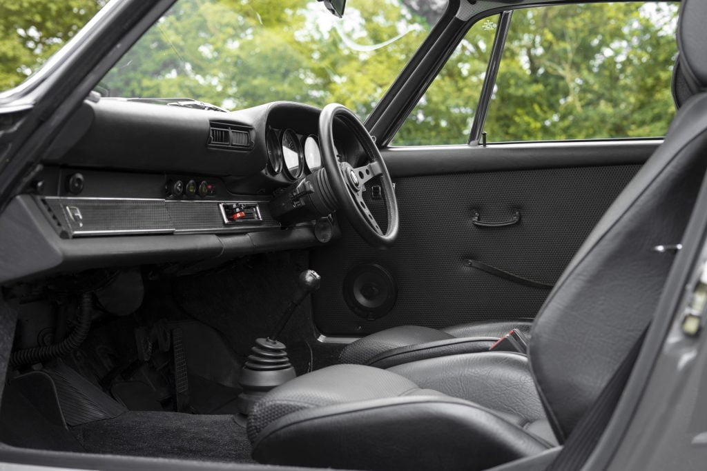PORSCHE_PS_CLASSIC_TOURING_1.5_GREY_12