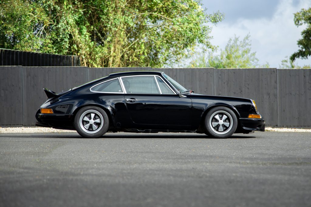 PORSCHE_911_2.7RS_EVO_BLACK_2