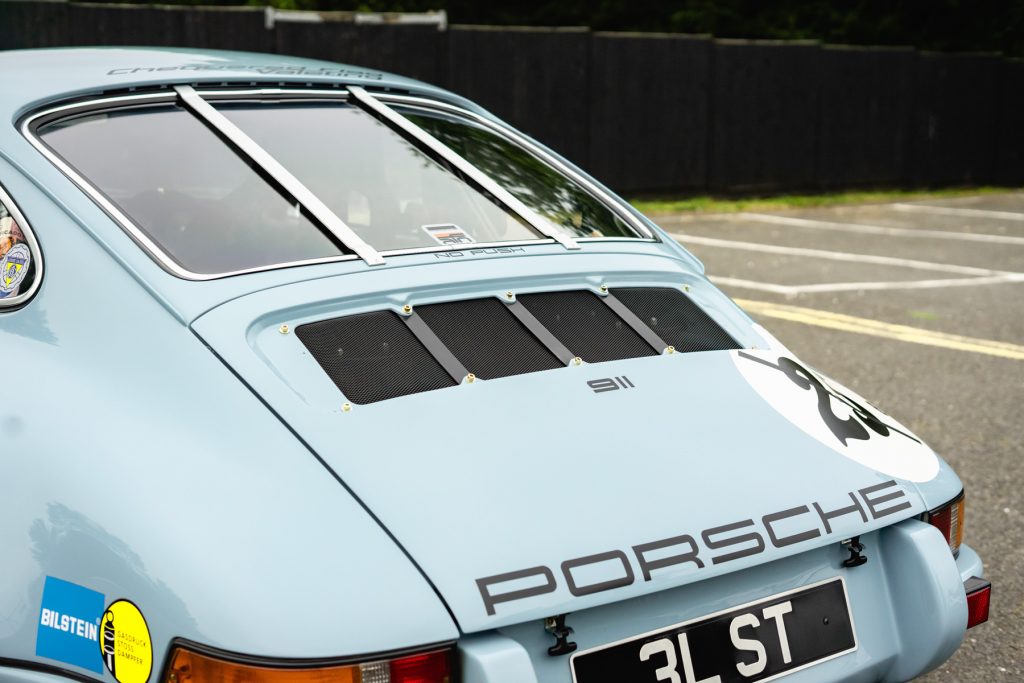 PORSCHE_911_3.0ST_BLUE_12