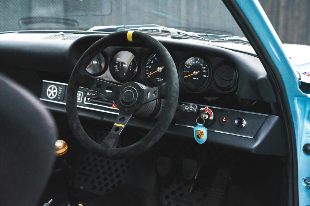 PORSCHE_911_3.0ST_BLUE_26
