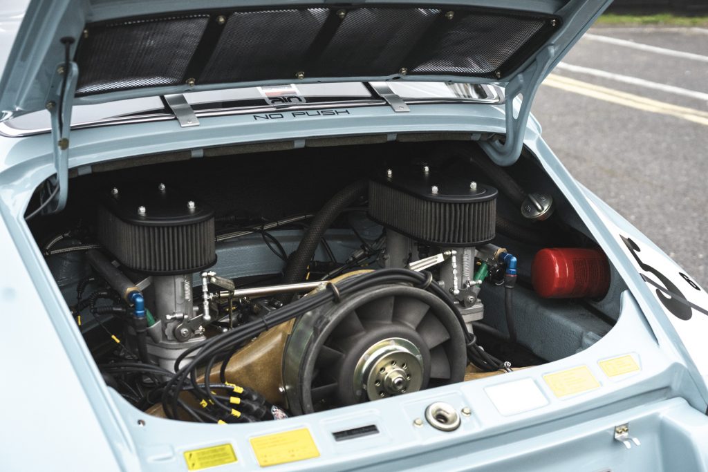 PORSCHE_911_3.0ST_BLUE_34