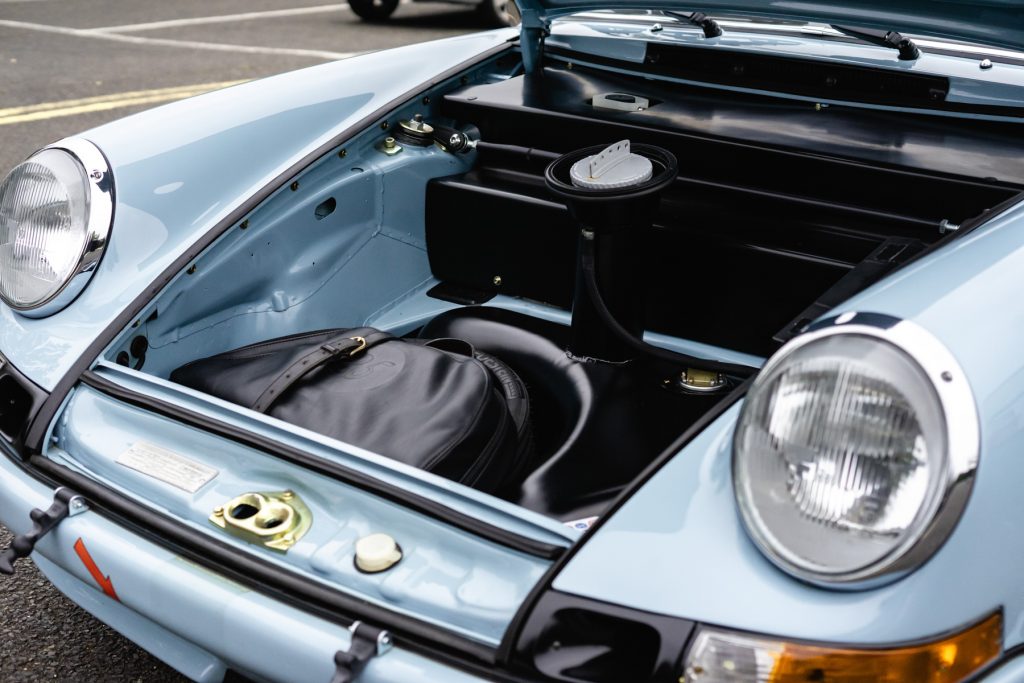 PORSCHE_911_3.0ST_BLUE_36